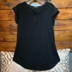 Express Cross Front Gramercy Tee